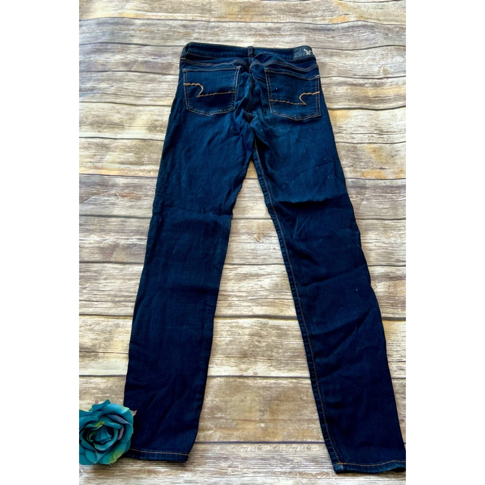 American Eagle Jeans-Size 6 Long - Picture 2 of 12